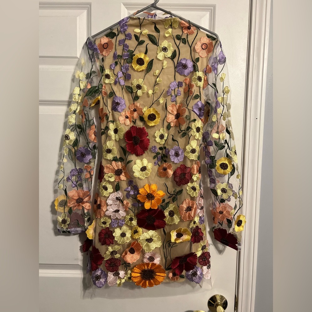 Taylor Swift Grammy’s Dress Look-Alike 💐